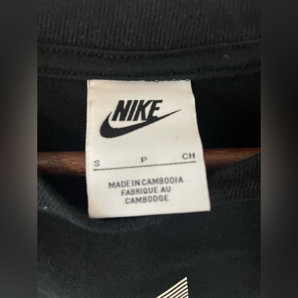 NIKE Sportswear Women’s White Dance Graphic Tie Sleeve T Shirt |‎ Small - Picture 10 of 13